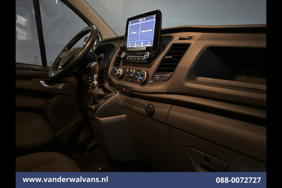 Ford Transit Custom 2.0 TDCI 131pk L2H1 Euro6 Airco | Apple Carplay | LED | Cruisecontrol | Stoelverwarming Verwarmde voorruit, Parkeersensoren, Bijrijdersbank, 2800kg trekvermogen