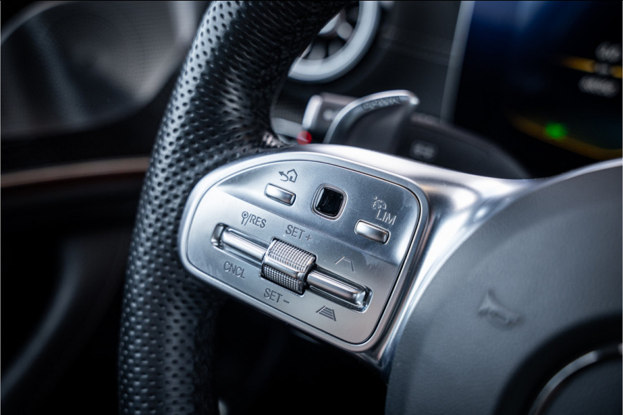 Mercedes-Benz AMG GT 4-Door Coupe GT63 S 4MATIC+ Premium Plus - 1e eigenaar l Ceramic l HUD l Schuifdak l Burmester +