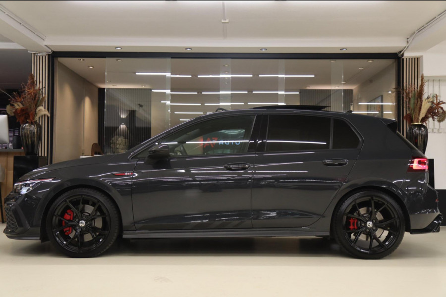 Volkswagen Golf 2.0 TSI GTI PANO / CARPLAY / H&K / CAM / VOL