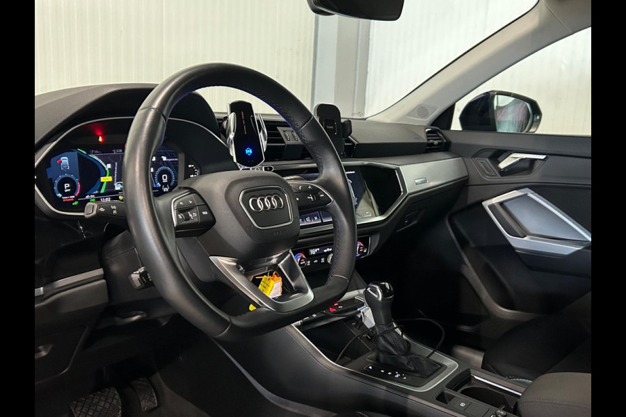 Audi Q3 Sportback 45 TFSI e | S-LINE | TREKHAAK | BLACK OPTIC | LED | PLUG IN HYBRIDE