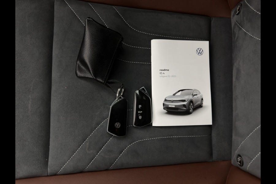 Volkswagen ID.4 First 77 kWh [ 3-Fase ] (INCL-BTW) *HEAT-PUMP | LEATHER-MICROFIBRE | FULL-LED | HEATED-COMFORTSEATS | DIGI-COCKPIT | AMBIENT-LIGHT | NAVI-FULLMAP | ECC | PDC | TOWBAR | PRIVACY-GLASS | CRUISE | CAMERA | CARPLAY | 20