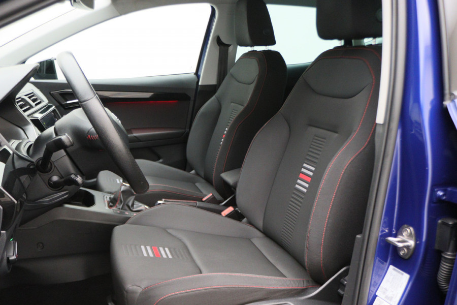 Seat Ibiza 1.0 TSI FR Business Intense Climate, ACC, Camera, Apple Carplay, Sportstoelen, PDC, LED, 17''