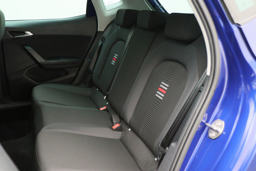Seat Ibiza 1.0 TSI FR Business Intense Climate, ACC, Camera, Apple Carplay, Sportstoelen, PDC, LED, 17''