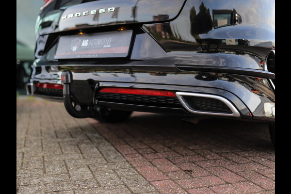 Kia ProCeed 1.5 T-GDI GT-PlusLine | Full-Option! | Pano | JBL | Trekhaak | Keyless | Camera | Memory