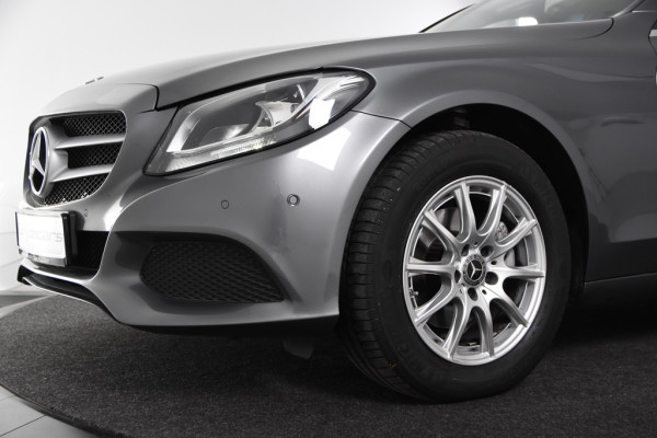 Mercedes-Benz C-Klasse 180 CDI Premium Plus *Leer*Navigatie*PDC*