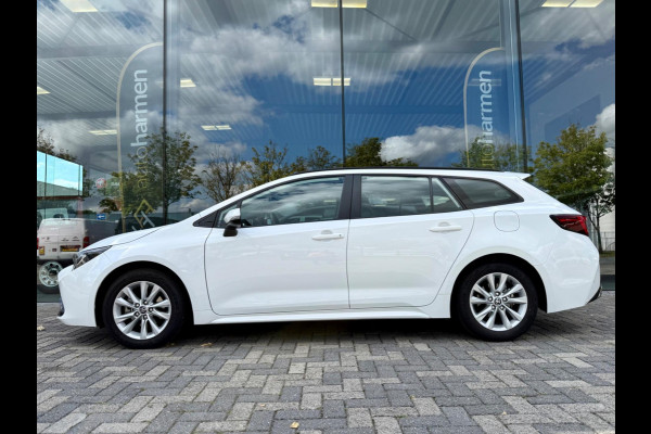 Toyota Corolla Touring Sports Hybrid 140 Business, CarPlay, Trekhaak, Stuur + stoelverw