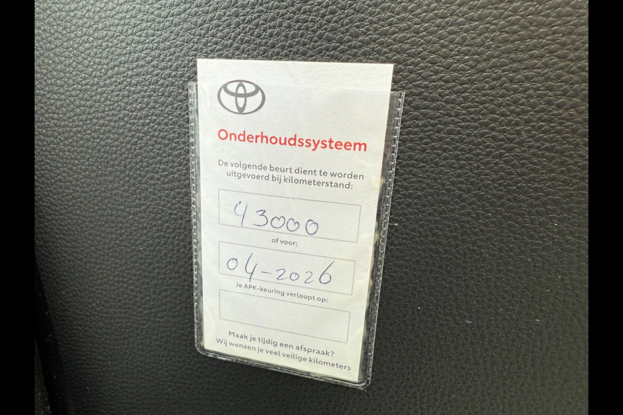 Toyota Corolla Touring Sports Hybrid 140 Business, CarPlay, Trekhaak, Stuur + stoelverw