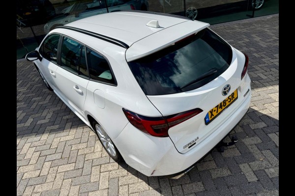 Toyota Corolla Touring Sports Hybrid 140 Business, CarPlay, Trekhaak, Stuur + stoelverw