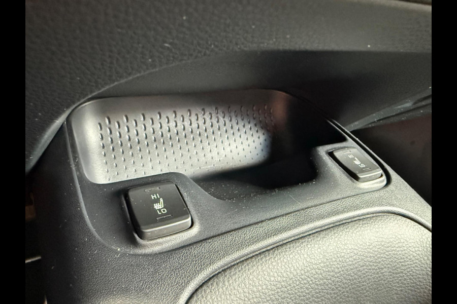Toyota Corolla Touring Sports Hybrid 140 Business, CarPlay, Trekhaak, Stuur + stoelverw