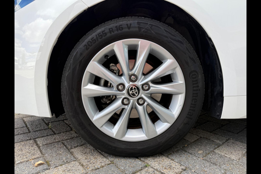 Toyota Corolla Touring Sports Hybrid 140 Business, CarPlay, Trekhaak, Stuur + stoelverw