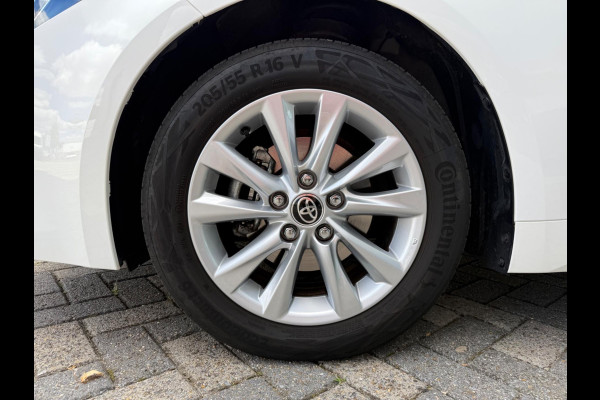 Toyota Corolla Touring Sports Hybrid 140 Business, CarPlay, Trekhaak, Stuur + stoelverw