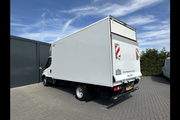 Iveco Daily 35C16 2.3 D 157 PK / ZEER NETJES !! / HYDRAULISCHE LAADKLEP / BAKWAGEN / 65.983 KM ! / AIRCO / DUBBELLUCHT / 3-ZITS