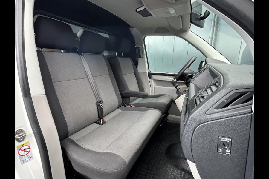 Volkswagen Transporter 2.0 TDI 102 PK / L2H1 / 1e EIG. / ALUCA INRICHTING / IMPERIAAL / TREKHAAK / AIRCO / CRUISE / BLUETOOTH / 3-ZITS