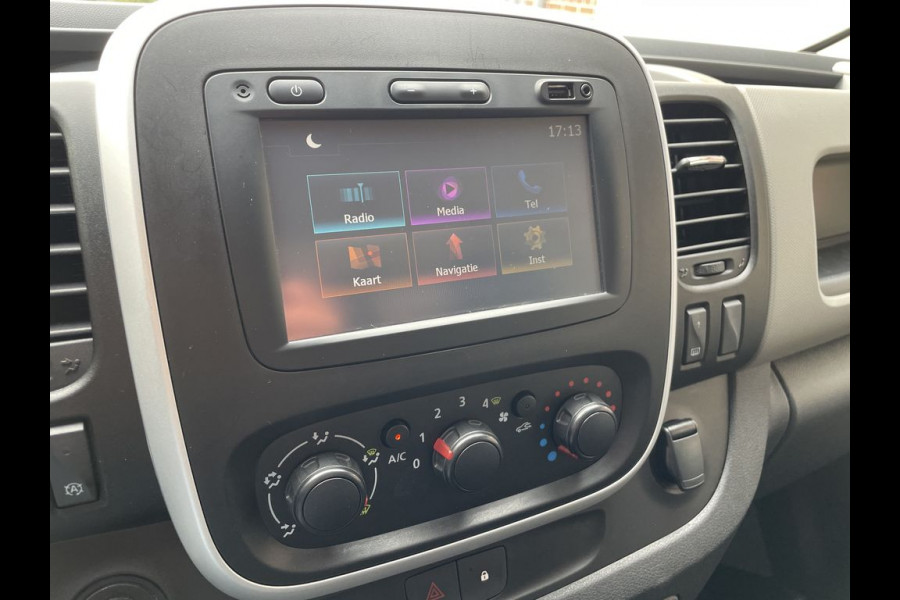 Renault Trafic 1.6 dCi 126pk E6 Comfort 3 zits BPM Vrij! Lease €240 p/m, Airco, Navi, Trekhaak, PDC, Volledig onderhoudshistorie aanwezig