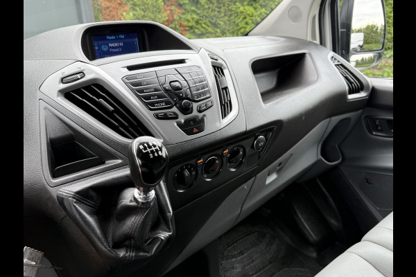 Ford Transit Custom 2.0 TDCI 130 PK / L1H1 / TREND / 2.5 TONS TREKHAAK / AIRCO / CRUISE / NAVI / INRICHTING / 3-ZITS
