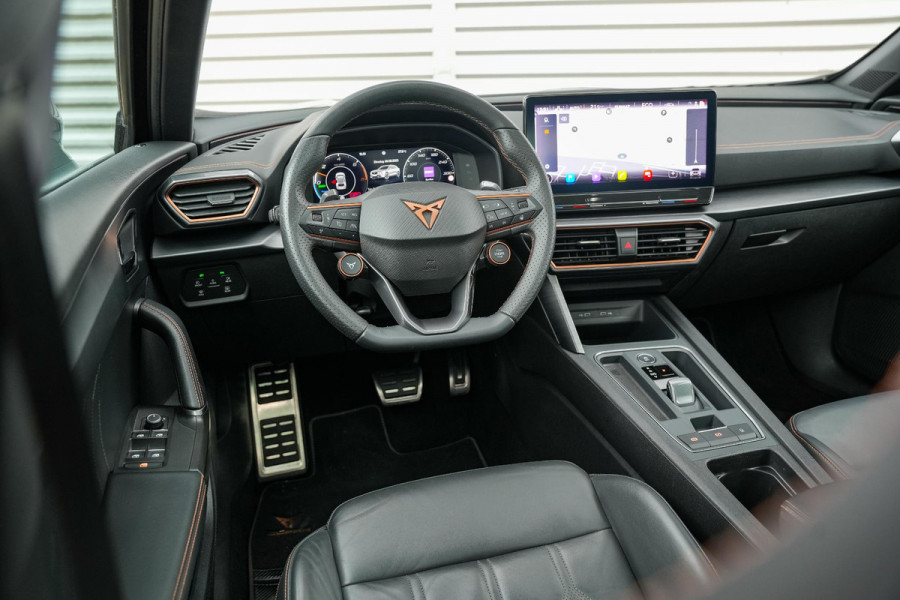 CUPRA Formentor 1.4 e-Hybrid VZ Performance Panodak ACC 360 Camera DAB+ Keyless Leer Stuurverw.