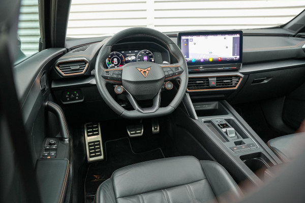 CUPRA Formentor 1.4 e-Hybrid VZ Performance Panodak ACC 360 Camera DAB+ Keyless Leer Stuurverw.
