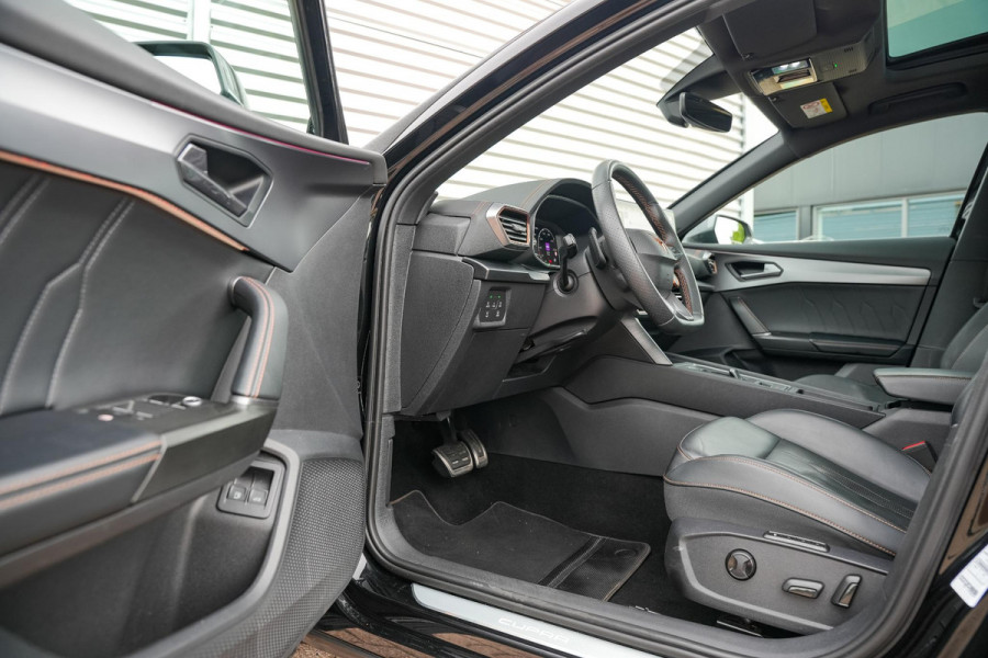 CUPRA Formentor 1.4 e-Hybrid VZ Performance Panodak ACC 360 Camera DAB+ Keyless Leer Stuurverw.