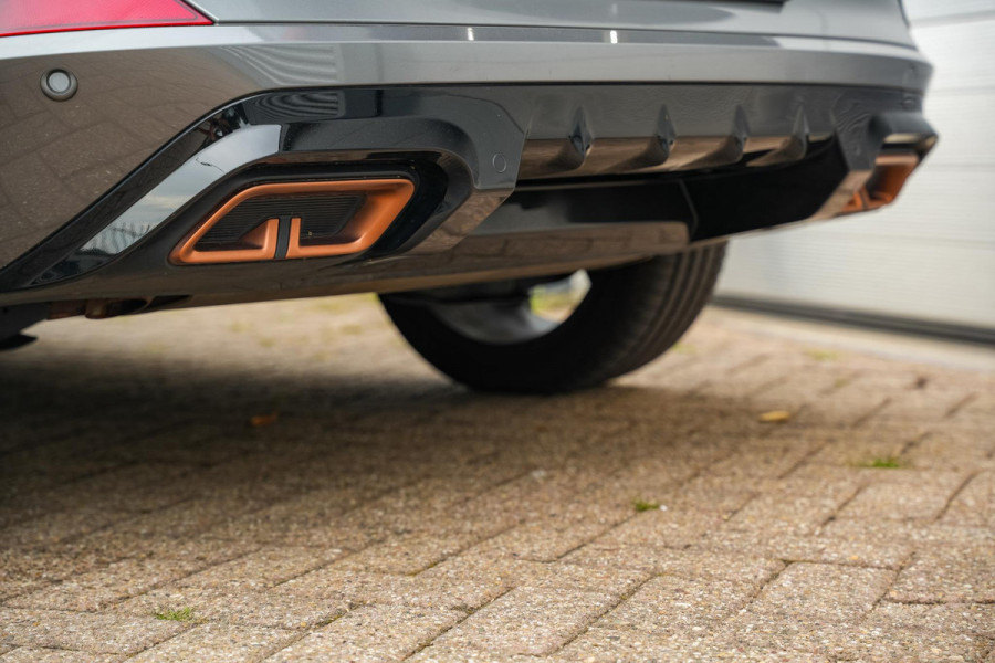 CUPRA Formentor 1.4 e-Hybrid VZ Performance Panodak ACC 360 Camera DAB+ Keyless Leer Stuurverw.