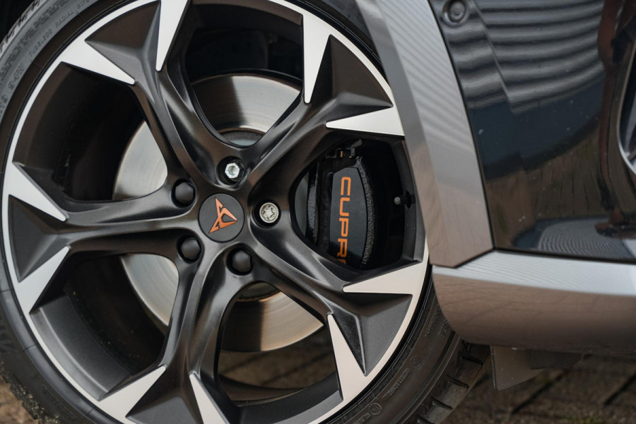 CUPRA Formentor 1.4 e-Hybrid VZ Performance Panodak ACC 360 Camera DAB+ Keyless Leer Stuurverw.