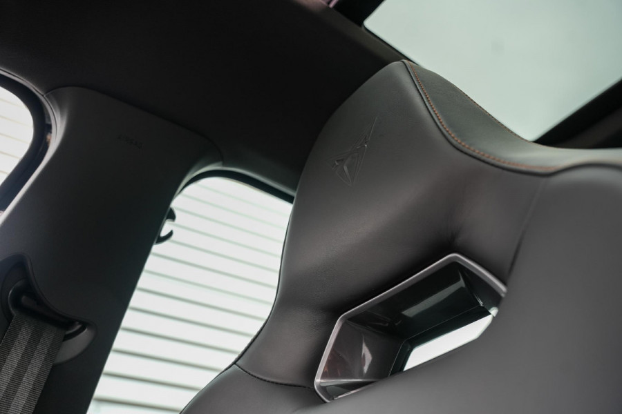 CUPRA Formentor 1.4 e-Hybrid VZ Performance Panodak ACC 360 Camera DAB+ Keyless Leer Stuurverw.