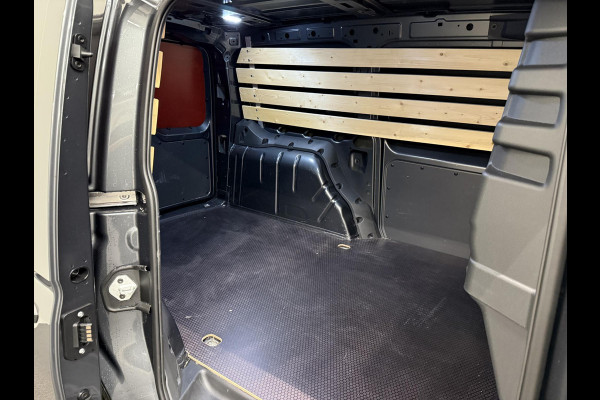 Volkswagen Caddy Cargo Maxi 2.0 TDI Aut. Style Airco Carplay Adaptive Cruise Control PDC VA Camera Trekhaak 17" LM Velgen