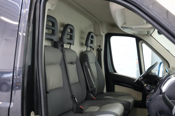 Fiat Ducato 2.3 MultiJet L2/H2 150PK LEDER CLIMA/AIRCO CAMERA CRUISE CONTROL ZWART TREKHAAK IMPERIAAL LEASE V/A €99,- pm INRUILMOG