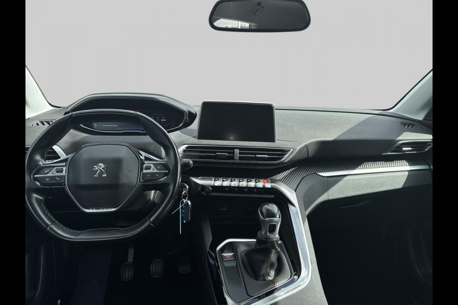 Peugeot 3008 1.2 PureTech Blue Lease Executive volleder | trekhaak