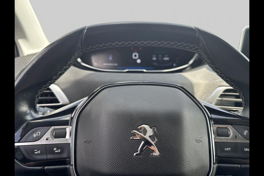 Peugeot 3008 1.2 PureTech Blue Lease Executive volleder | trekhaak