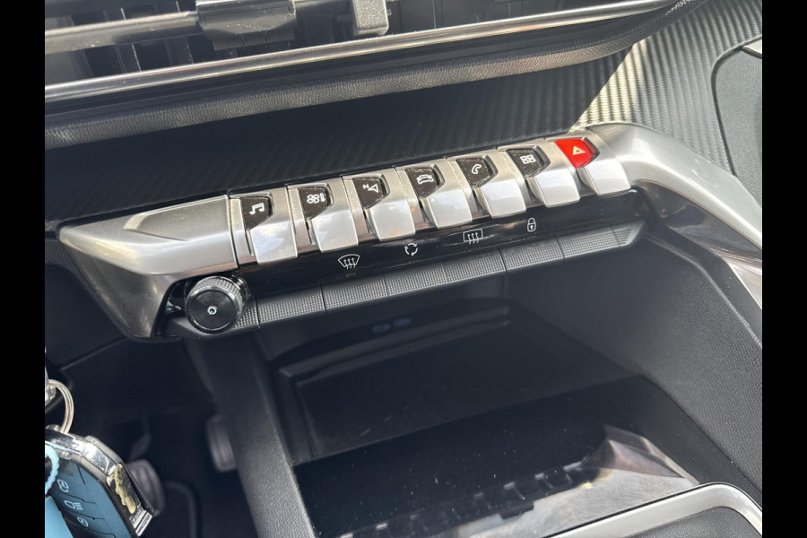 Peugeot 3008 1.2 PureTech Blue Lease Executive volleder | trekhaak