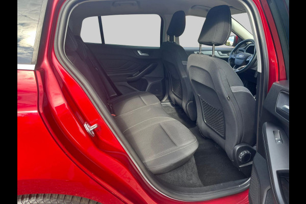 Ford FOCUS Wagon 1.0 EcoBoost Trend Edition Business | Trekhaak |