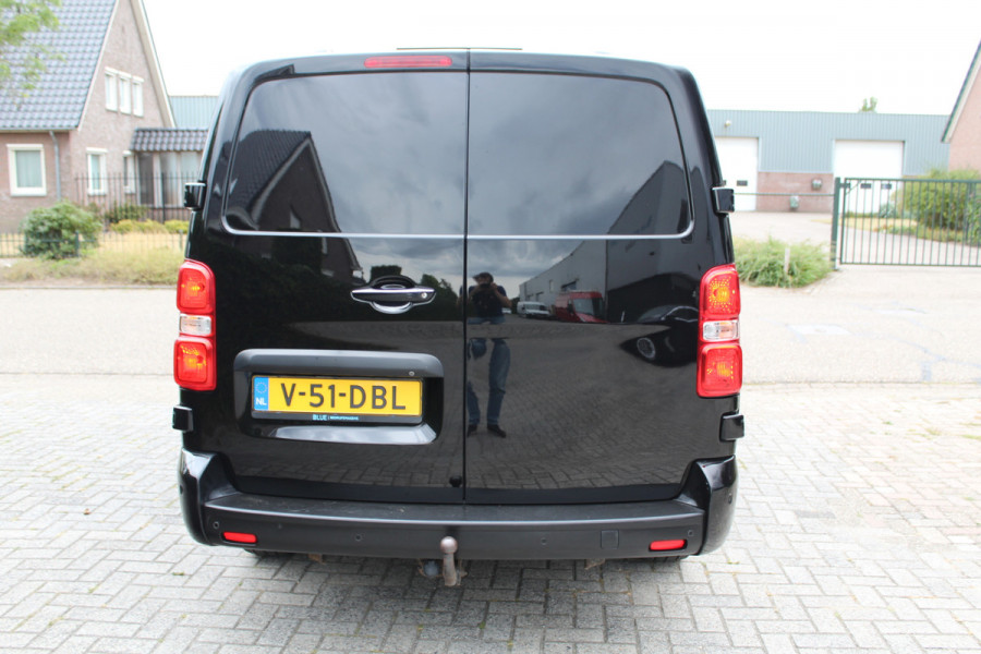 Toyota ProAce Worker 2.0 D-4D 177PK E6 Automaat Professional Long ✓ 3 zits ✓ 2x elektrische schuifdeur