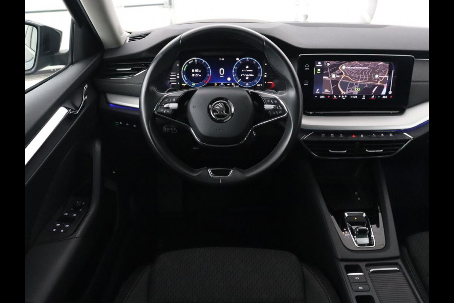Škoda Octavia 1.4 TSI iV PHEV Business Edition | Trekhaak | Stoel & stuurverwarming | Head-Up | Adaptive cruise | Memory | Parkeerhulp | Digital Cockpit | Achterbankverwarming | Carplay | Plug In
