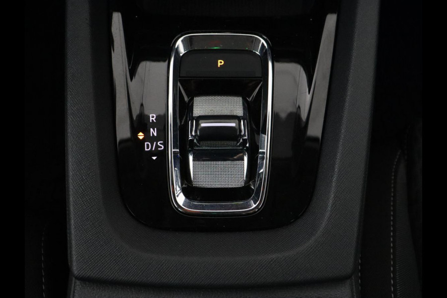 Škoda Octavia 1.4 TSI iV PHEV Business Edition | Trekhaak | Stoel & stuurverwarming | Head-Up | Adaptive cruise | Memory | Parkeerhulp | Digital Cockpit | Achterbankverwarming | Carplay | Plug In