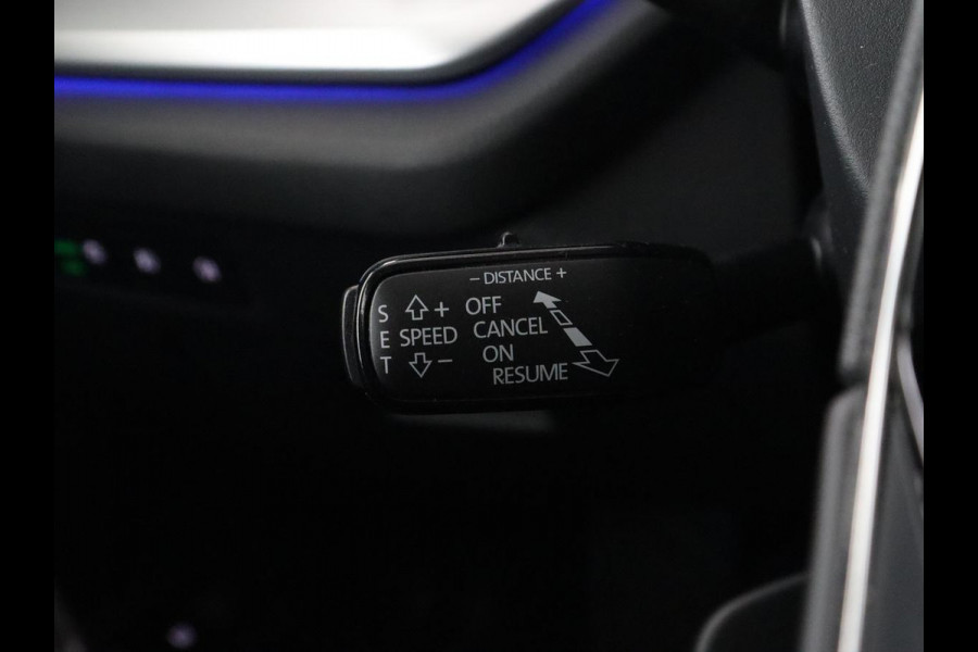 Škoda Octavia 1.4 TSI iV PHEV Business Edition | Trekhaak | Stoel & stuurverwarming | Head-Up | Adaptive cruise | Memory | Parkeerhulp | Digital Cockpit | Achterbankverwarming | Carplay | Plug In