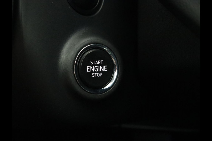 Škoda Octavia 1.4 TSI iV PHEV Business Edition | Trekhaak | Stoel & stuurverwarming | Head-Up | Adaptive cruise | Memory | Parkeerhulp | Digital Cockpit | Achterbankverwarming | Carplay | Plug In