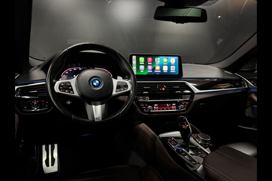 BMW 5 Serie Touring 530e xDrive M-Pakket, Shadow Line, Laser Light, Pano, Virtual, Leder, 360 Cam, Hud, PDC, Dealer Onderhouden