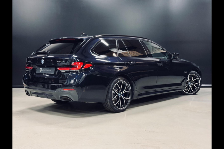 BMW 5 Serie Touring 530e xDrive M-Pakket, Shadow Line, Laser Light, Pano, Virtual, Leder, 360 Cam, Hud, PDC, Dealer Onderhouden