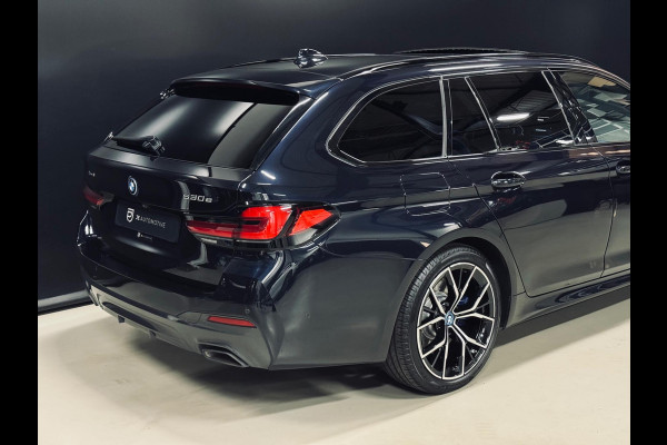 BMW 5 Serie Touring 530e xDrive M-Pakket, Shadow Line, Laser Light, Pano, Virtual, Leder, 360 Cam, Hud, PDC, Dealer Onderhouden