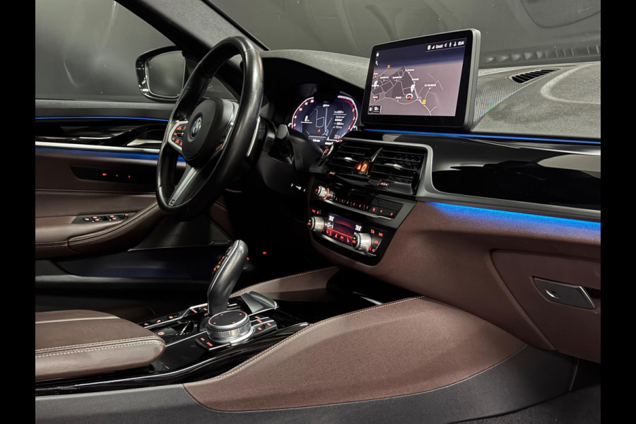 BMW 5 Serie Touring 530e xDrive M-Pakket, Shadow Line, Laser Light, Pano, Virtual, Leder, 360 Cam, Hud, PDC, Dealer Onderhouden