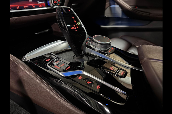 BMW 5 Serie Touring 530e xDrive M-Pakket, Shadow Line, Laser Light, Pano, Virtual, Leder, 360 Cam, Hud, PDC, Dealer Onderhouden
