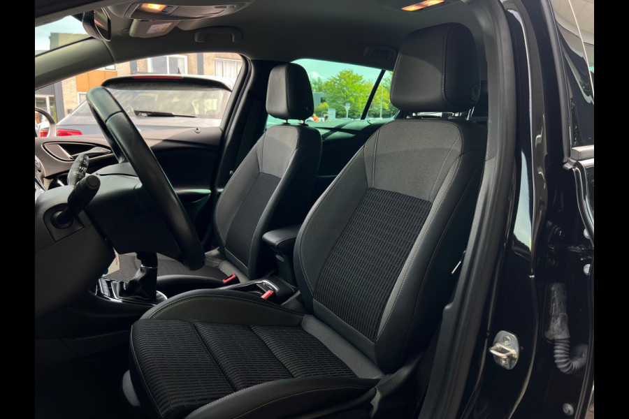 Opel Astra Sports Tourer 1.2 Design & Tech NL AUTO } CARPLAY | CAMERA |