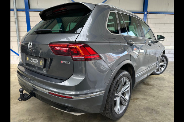 Volkswagen Tiguan 2.0 TSI 220PK 4Motion Highline PANO|AUTOMAAT|R-LINE|CAM|TREKHAAK