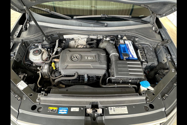 Volkswagen Tiguan 2.0 TSI 220PK 4Motion Highline PANO|AUTOMAAT|R-LINE|CAM|TREKHAAK