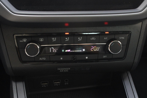 Seat Ibiza 1.0 TSI Style Business Intense |Camera | Carplay | LED | Cruise