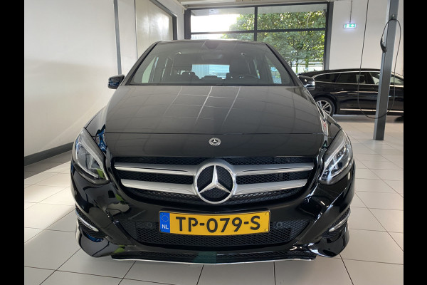 Mercedes-Benz B-Klasse 180 Business Trekhaak /stoelverwarming /Navigatie