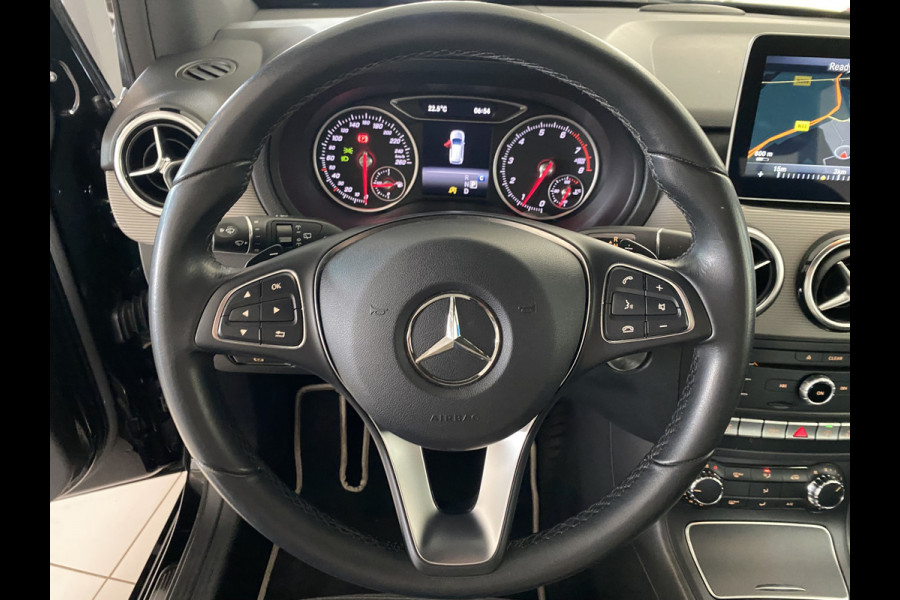 Mercedes-Benz B-Klasse 180 Business Trekhaak /stoelverwarming /Navigatie