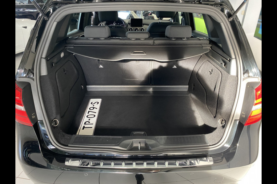 Mercedes-Benz B-Klasse 180 Business Trekhaak /stoelverwarming /Navigatie