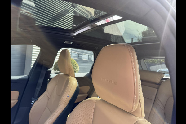 Volvo XC60 2.0 T8 Twin Engine AWD Inscription | Panoramadak | Camera | Stoelventilatie/Verwarming | Lederen Bekleding |
