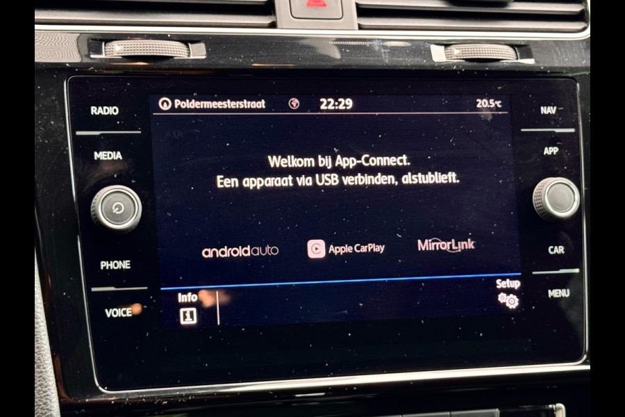 Volkswagen Golf 1.5 TSI Highline Business R Virtual/Blindspot/Camera